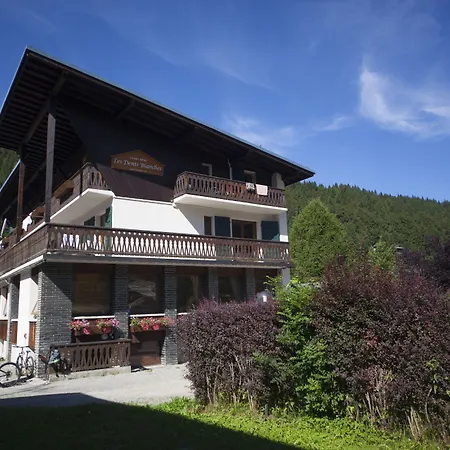 Les Dents Blanches Auberge de jeunesse