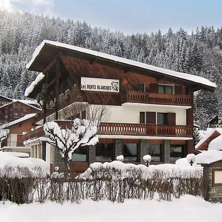 Les Dents Blanches Auberge de jeunesse *
